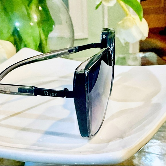 DIOR ELEGANCE … - Picture 6 of 12